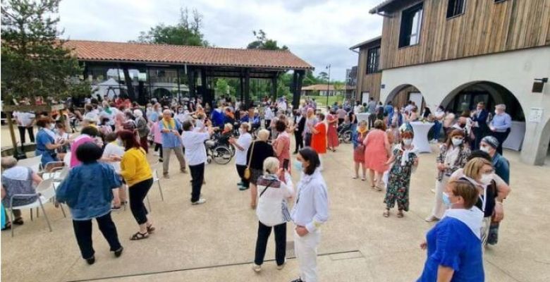 The village where all inhabitants suffer from dementia