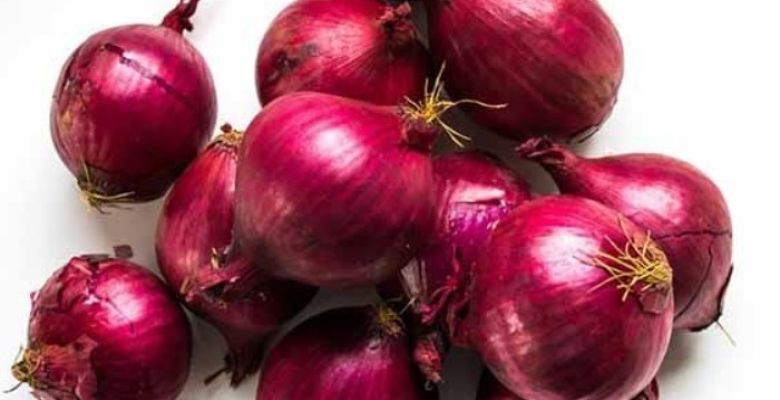 Beyond Flavor: Unpacking the Powerful Health Perks of Red Onions