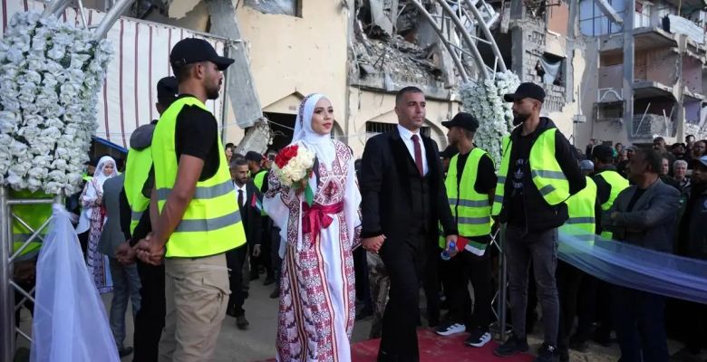 Mass Wedding Celebrated in Gaza Amidst Rubble and Fragile Truce